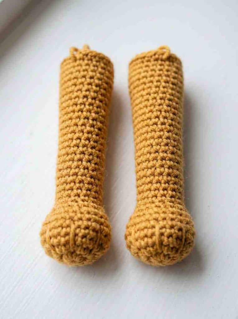 Free Golden Retriever Amigurumi Crochet Pattern (Step By Step Instructions)