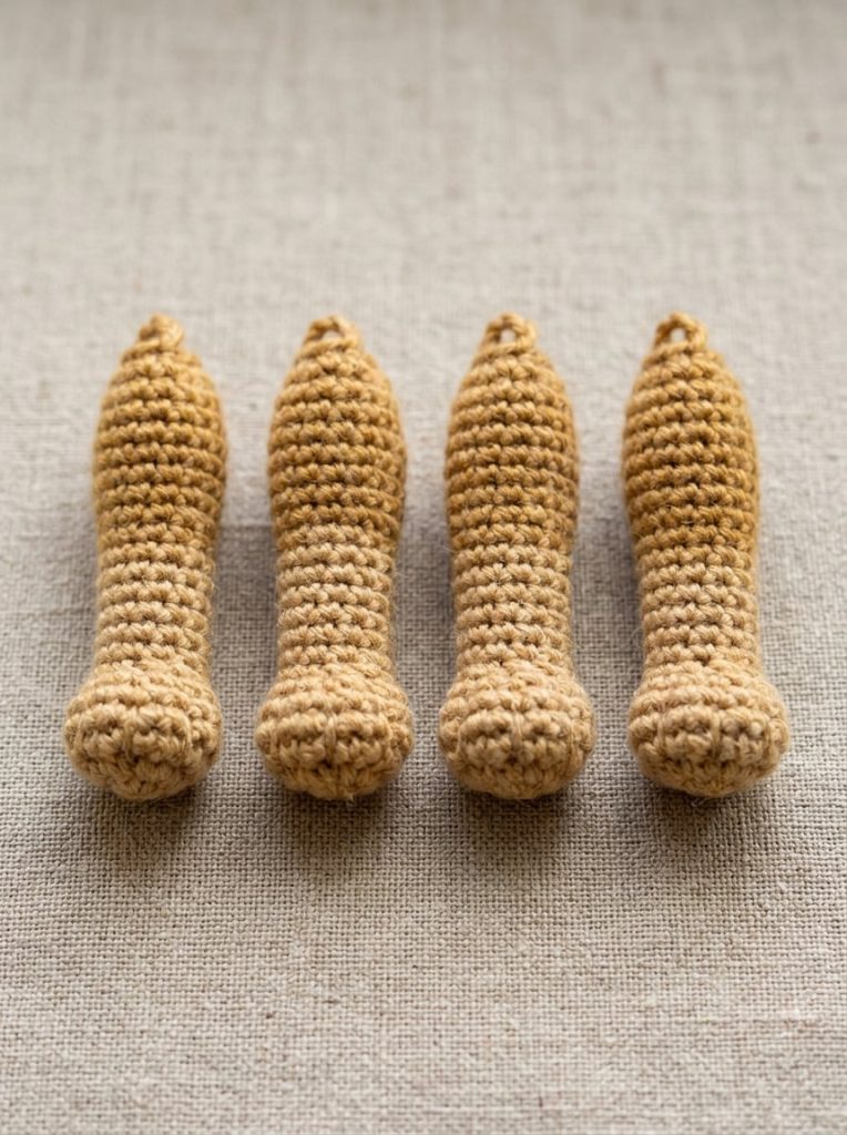 Free Dachshund Amigurumi Crochet Pattern (Step By Step Instructions)